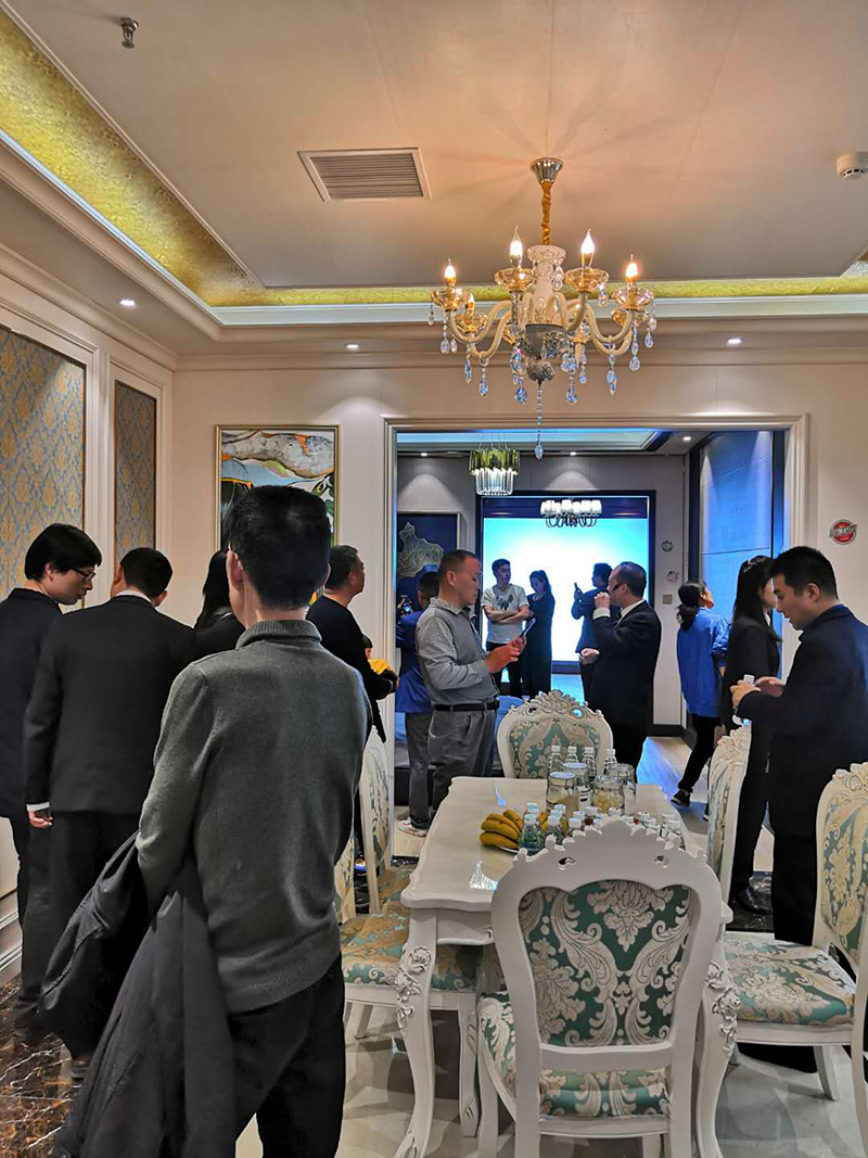 海創(chuàng)頂墻整體定制招商會.jpg 海創(chuàng)集成墻面招商.jpg