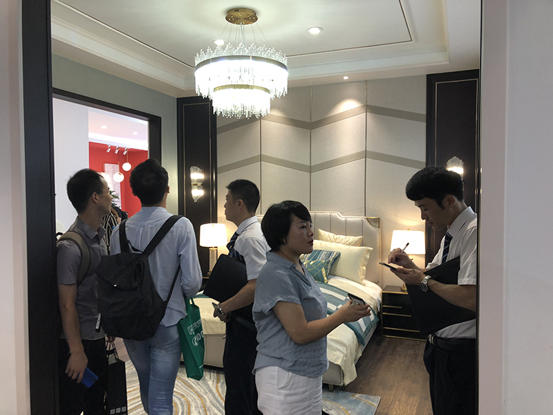 海創(chuàng)廣州展現(xiàn)場(chǎng).jpg 海創(chuàng)集成墻面.jpg