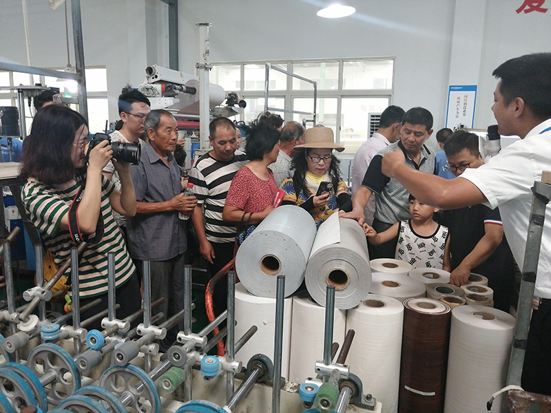 微信圖片_2019082610075926.jpg 海創(chuàng)集成墻面.jpg