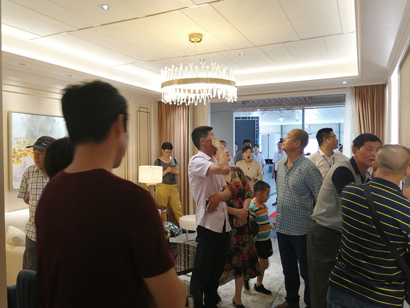 微信圖片_2019082610075810.jpg 海創(chuàng)集成墻面.jpg