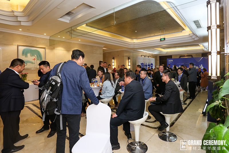 微信圖片_20191123115937.jpg 海創(chuàng)集成墻面.jpg